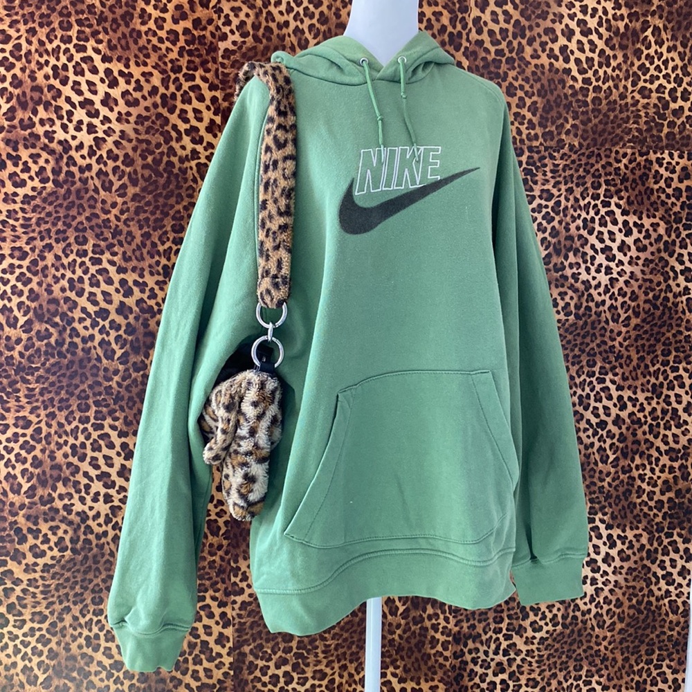 Nike - Picture 3 of 9